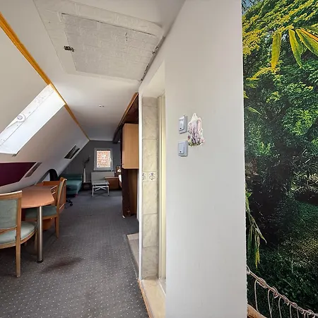 Gemuetliches Dachgeschoss Im Koala-stil